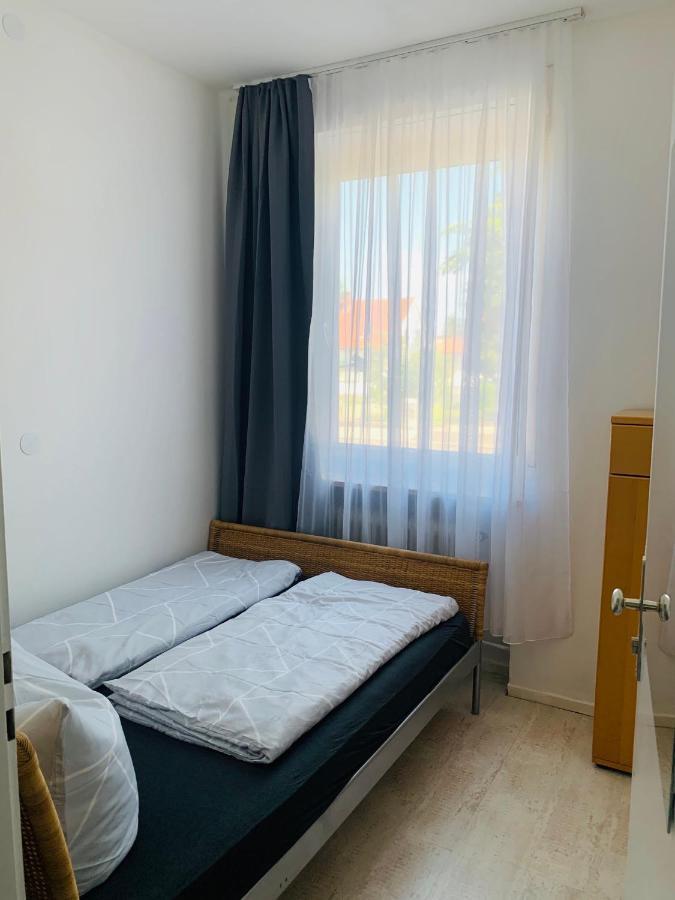 Grossartige 3 Zimmer Ferienwohnung Mit Kamin Und Garten Fuer 1-6 Personen Kaufbeuren Dış mekan fotoğraf