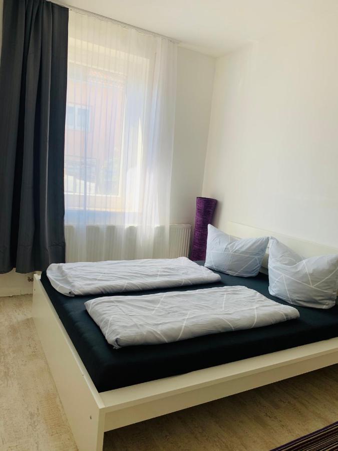 Grossartige 3 Zimmer Ferienwohnung Mit Kamin Und Garten Fuer 1-6 Personen Kaufbeuren Dış mekan fotoğraf